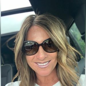 Meet your Posher, Becky